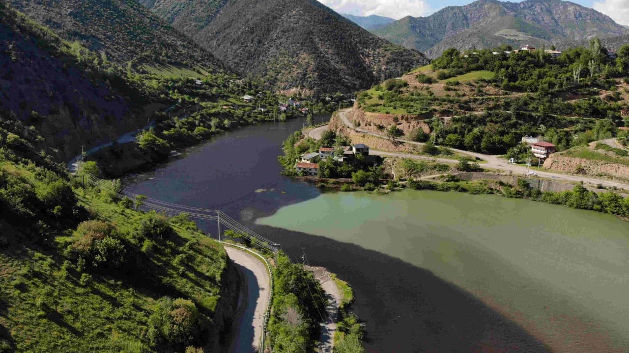 Torul Baraj Gölü'nde renk değişimi: Su kahverengiye döndü