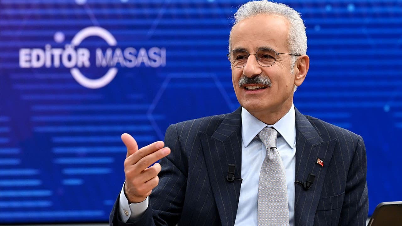 Bakan Uraloğlu: Hürmüz Boğazı'nda 7 Türk gemisi çıkış bekliyor