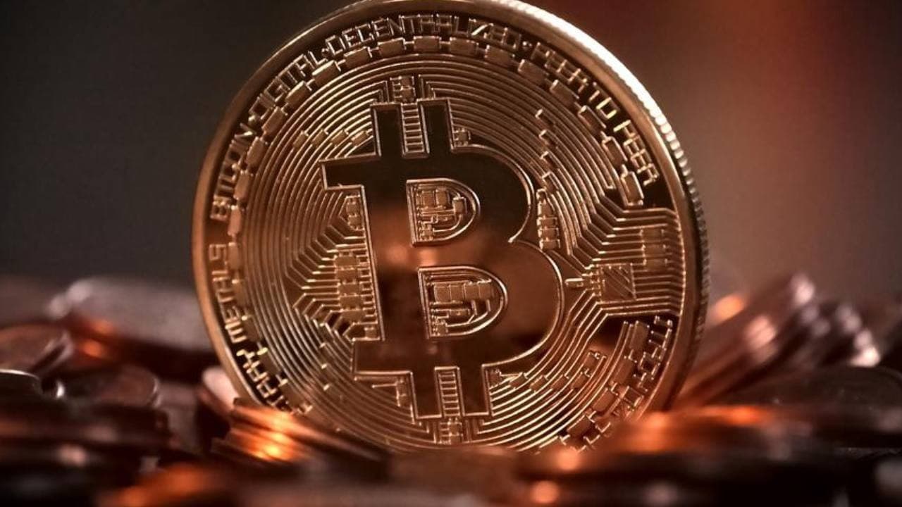 Bitcoin kritik seviyede: Yatırımcılar hisse senetlerine yöneldi