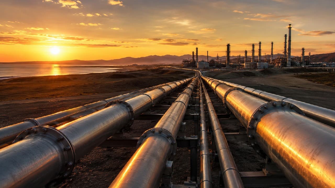 BP, iki petrol boru hattının yönetimini Azerbaycan ve Gürcistan'a devrediyor