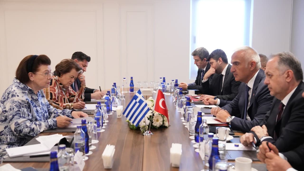 Yunanistan, Türkiye'ye 1055 sikke iade etti