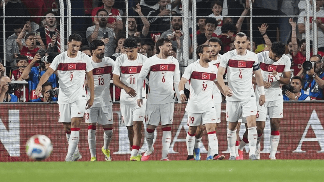 Dünya Kupası 2026 ne zaman başlıyor? Türkiye'nin ilk rakibi kim ve hangi gün oynayacak?