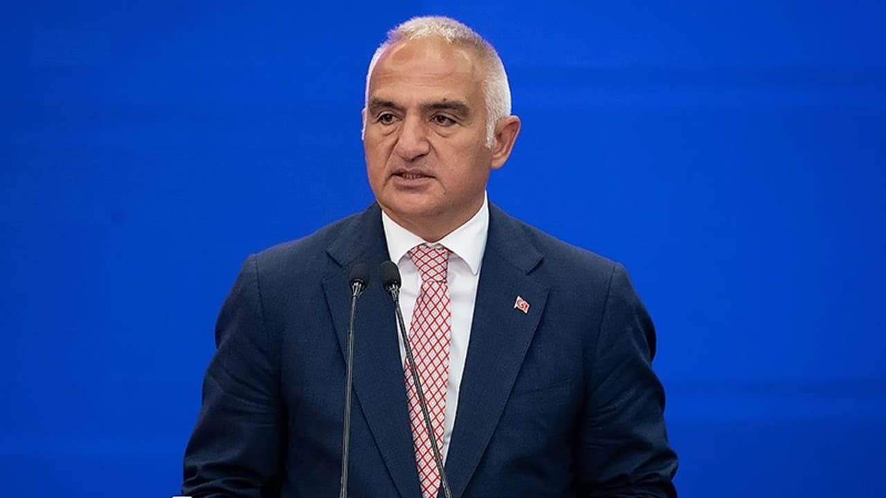 Bakan Ersoy, Cahit Zarifoğlu ve Abdurrahim Karakoç'u andı
