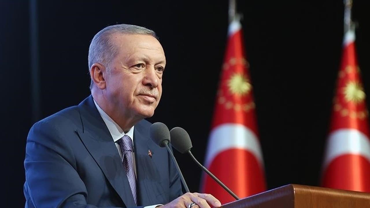 Cumhurbaşkanı Erdoğan, Mustafa Destici'yi tebrik etti