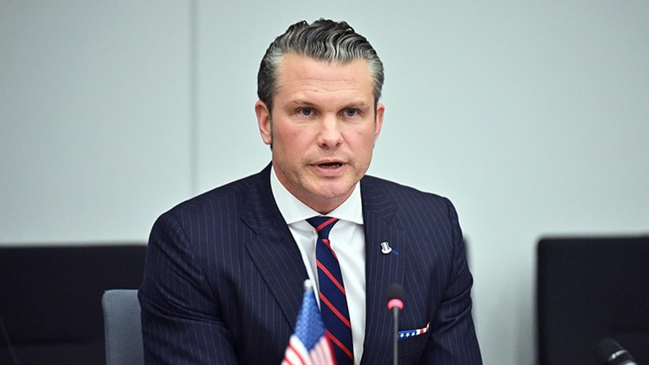 ABD Savunma Bakanı Hegseth, İran'a askeri operasyon düzenleyecek