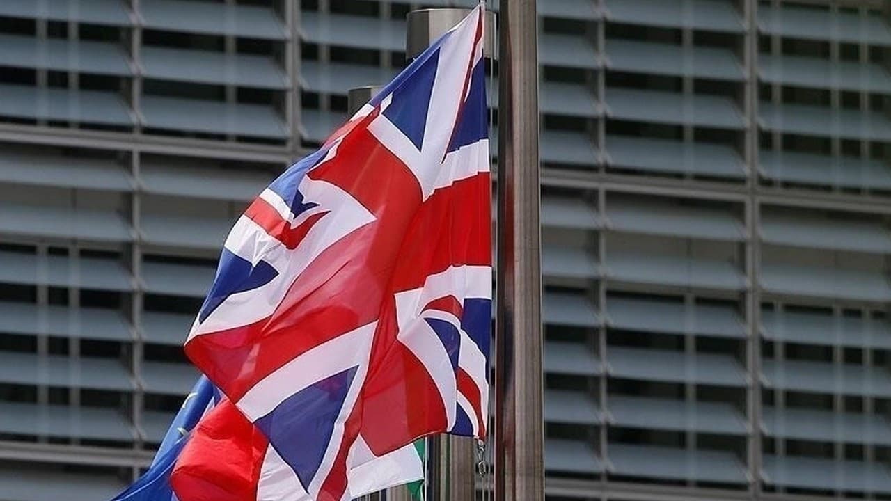 Dan Jarvis, İngiltere'nin yeni Savunma Bakanı olarak atandı