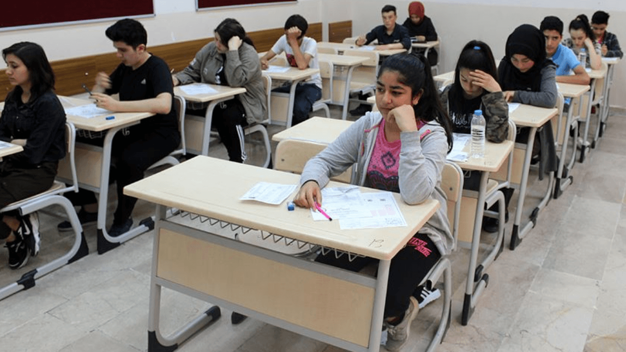 2026 LGS sınavı 13 Haziran'da yapılacak, bir milyon öğrenci katılacak.