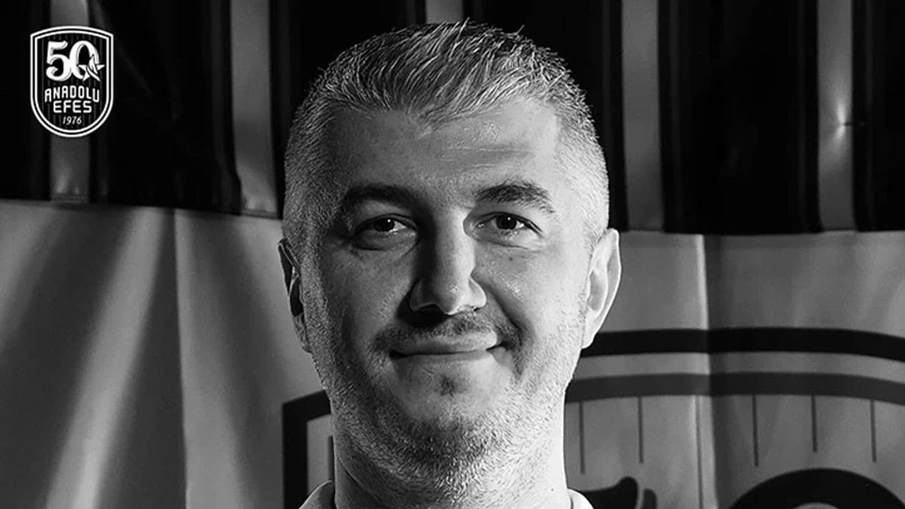 Anadolu Efes'in atletik performans antrenörü Serhat Güneş hayatını kaybetti