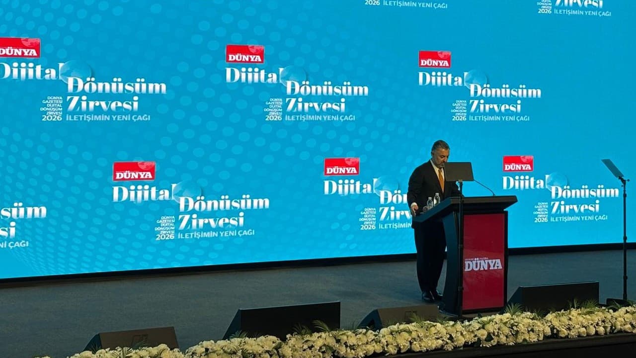 DÜNYA Gazetesi Dijital Dönüşüm Zirvesi İstanbul'da başladı