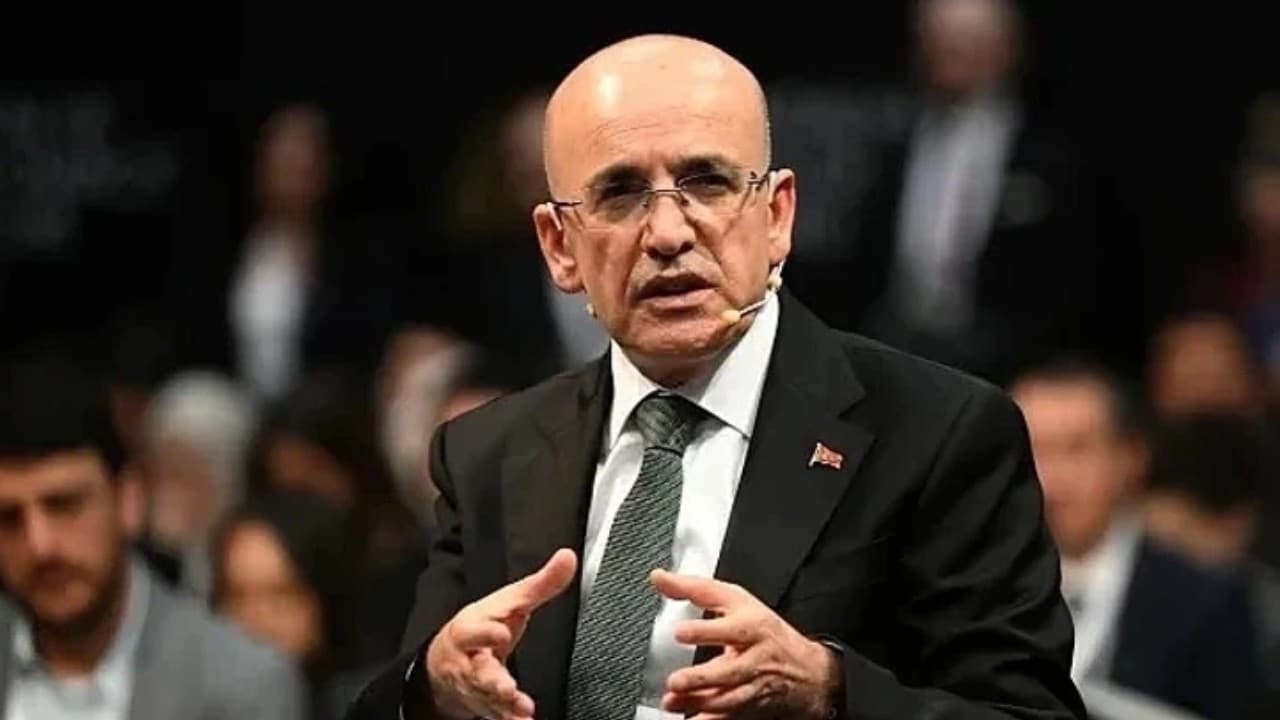 Bakan Şimşek: Enflasyon hedefimizden vazgeçmedik