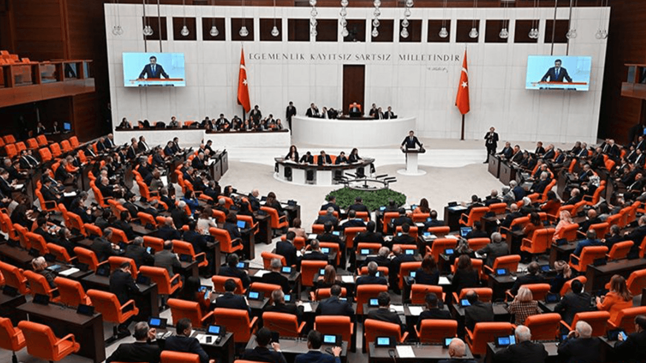 12. Yargı Paketi Meclis gündeminde, gelişmeler takip ediliyor.