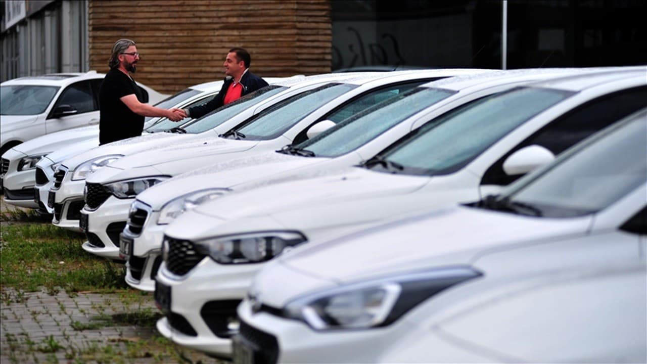 Ticaret Bakanlığı, ikinci el araç ticaretine 108 milyon TL ceza kesti