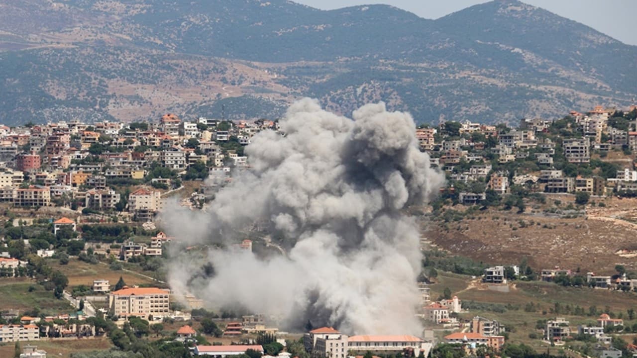 İran, İsrail'in Lübnan'daki ateşkes ihlallerine tepki vereceğini duyurdu