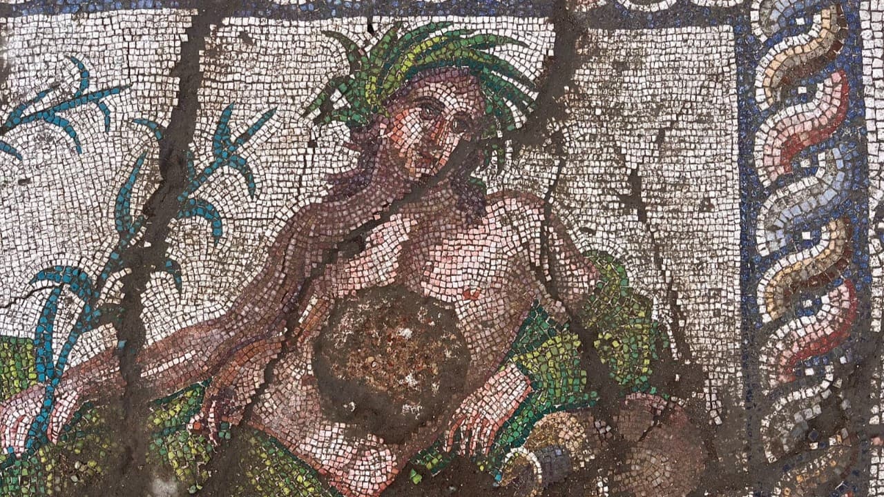 Aspendos'ta nadir bir nehir tanrısı betimlemesi bulundu