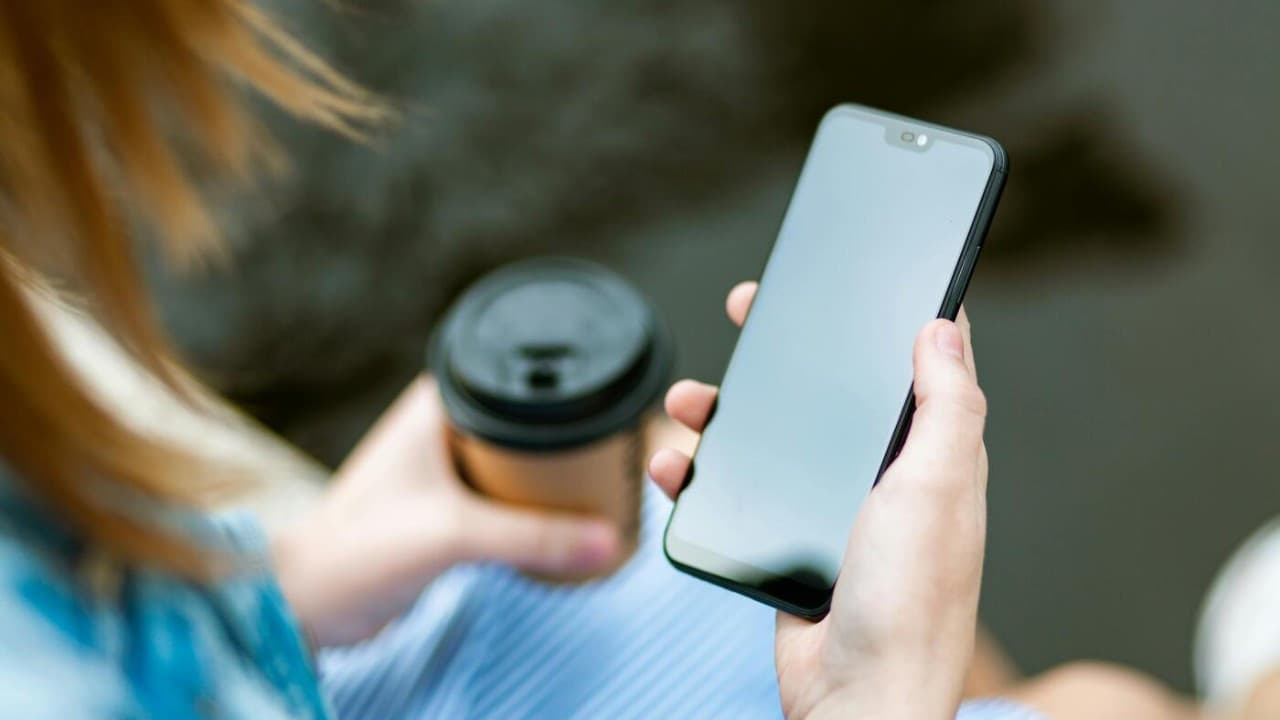 Küresel akıllı telefon satışları dokuzuncu haftada da düştü