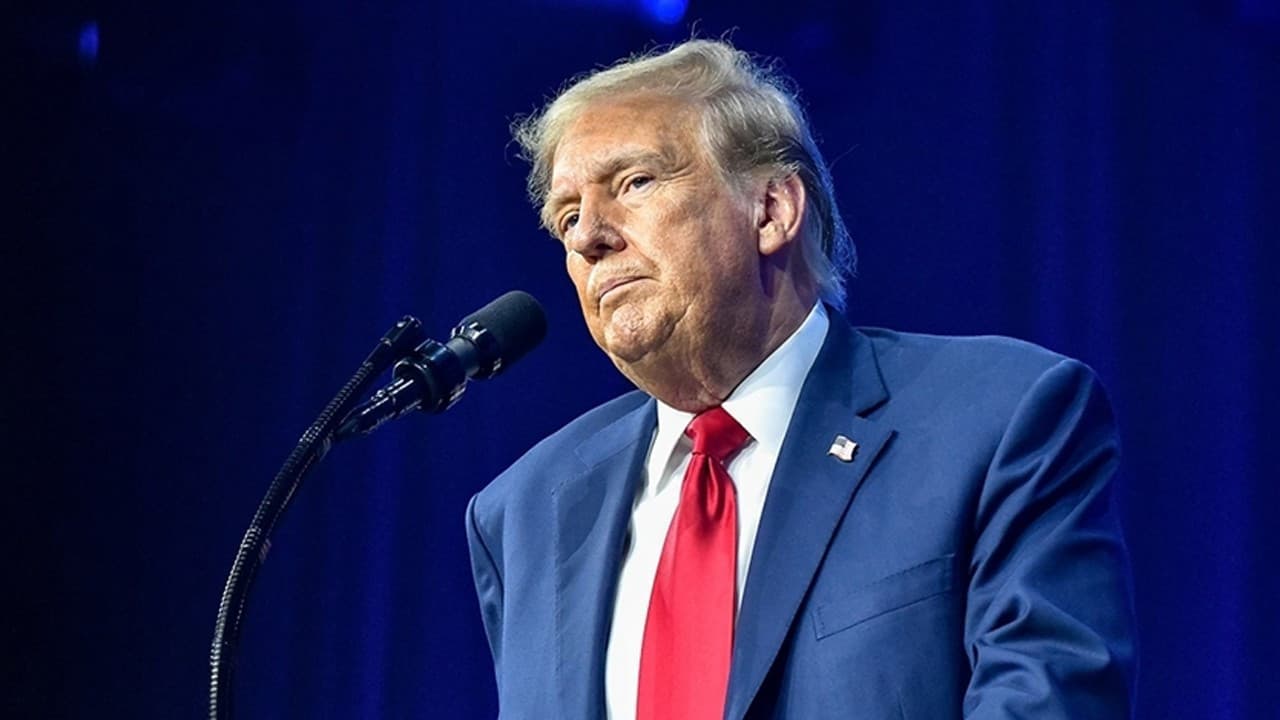 Trump, İran'a 300 milyar dolar ödemesi iddialarını yalanladı