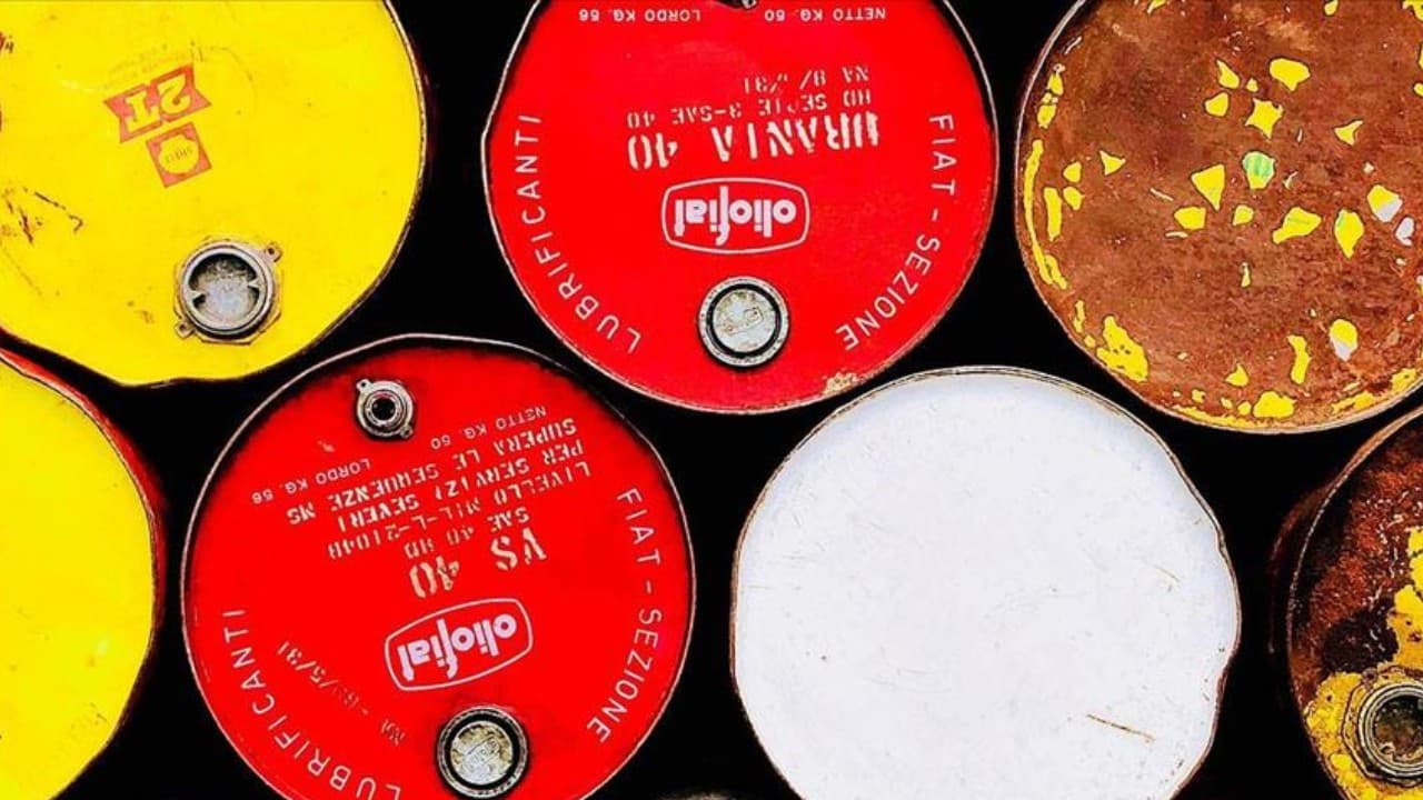 ABD'de petrol stokları beklenenden fazla azaldı