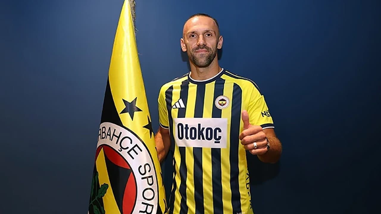 Vedat Muric Fenerbahçe'ye transfer oldu
