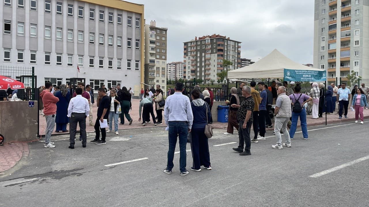 YKS'nin ikinci günü: AYT ve YDT sınavları bugün gerçekleştirilecek