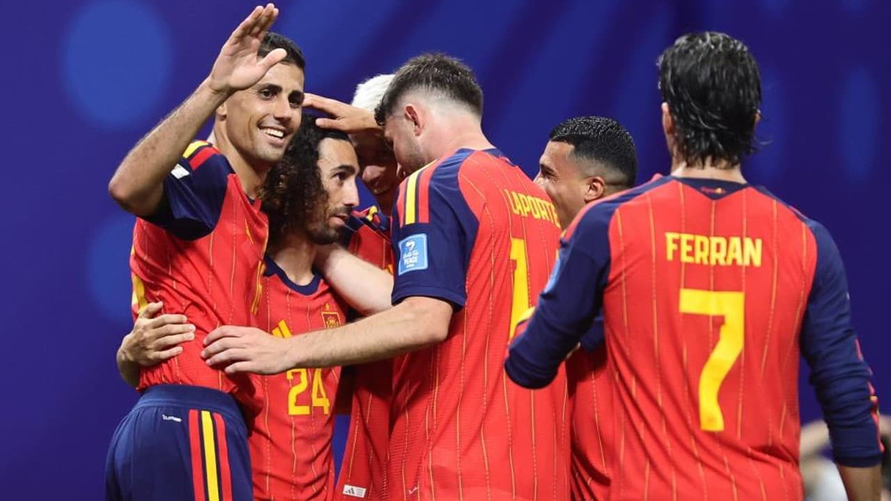 İspanya, Suudi Arabistan'ı 4-0 yenerek önemli bir galibiyet aldı