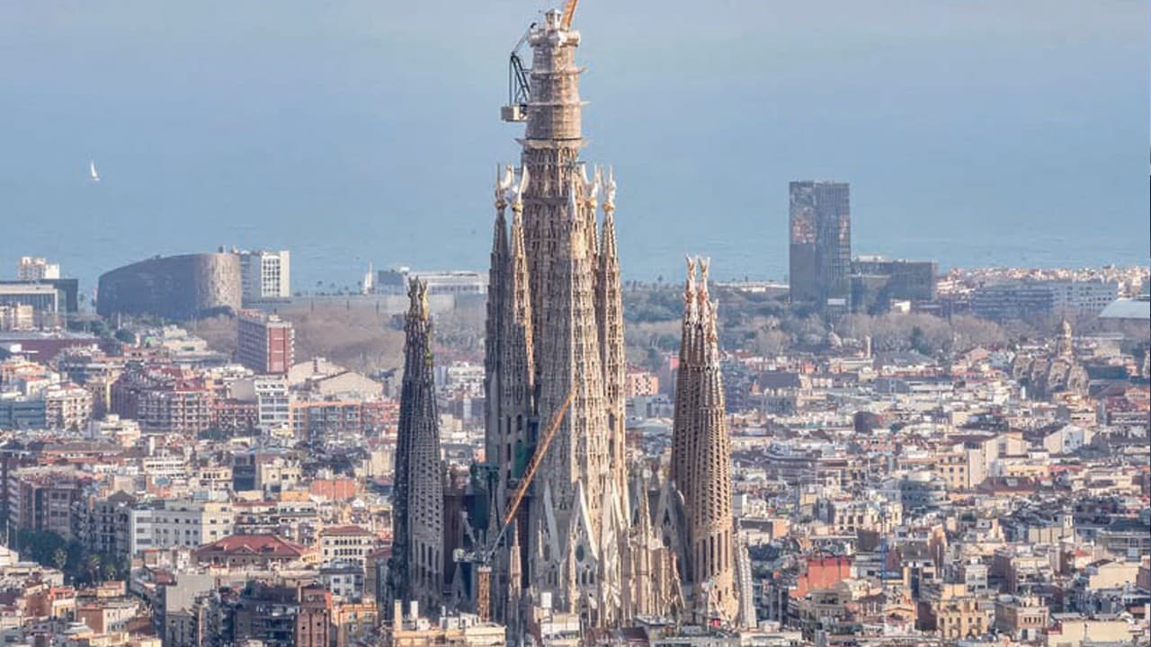Gaudí'nin Sagrada Familia'sı yeni nesillerle tamamlandı