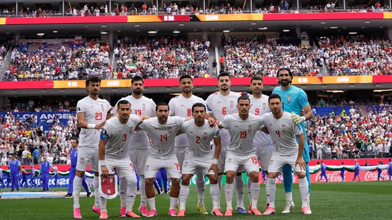İran Milli Takımı Los Angeles'ta anlamlı bir mesaj bıraktı