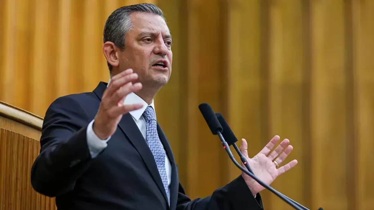 CHP grup toplantısını yarın Özgür Özel gerçekleştirecek