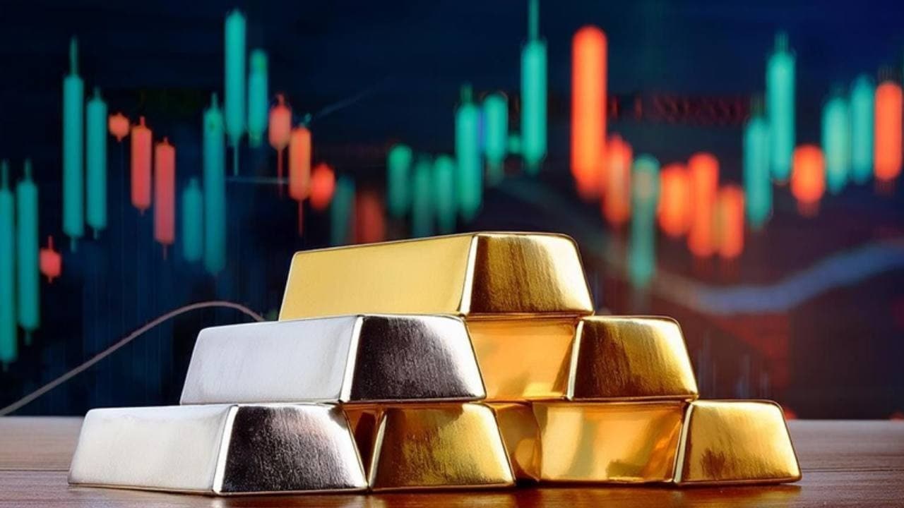 Standard Chartered altın fiyatlarının 2027'de 5 bin 100 dolara yükselebileceğini öngördü