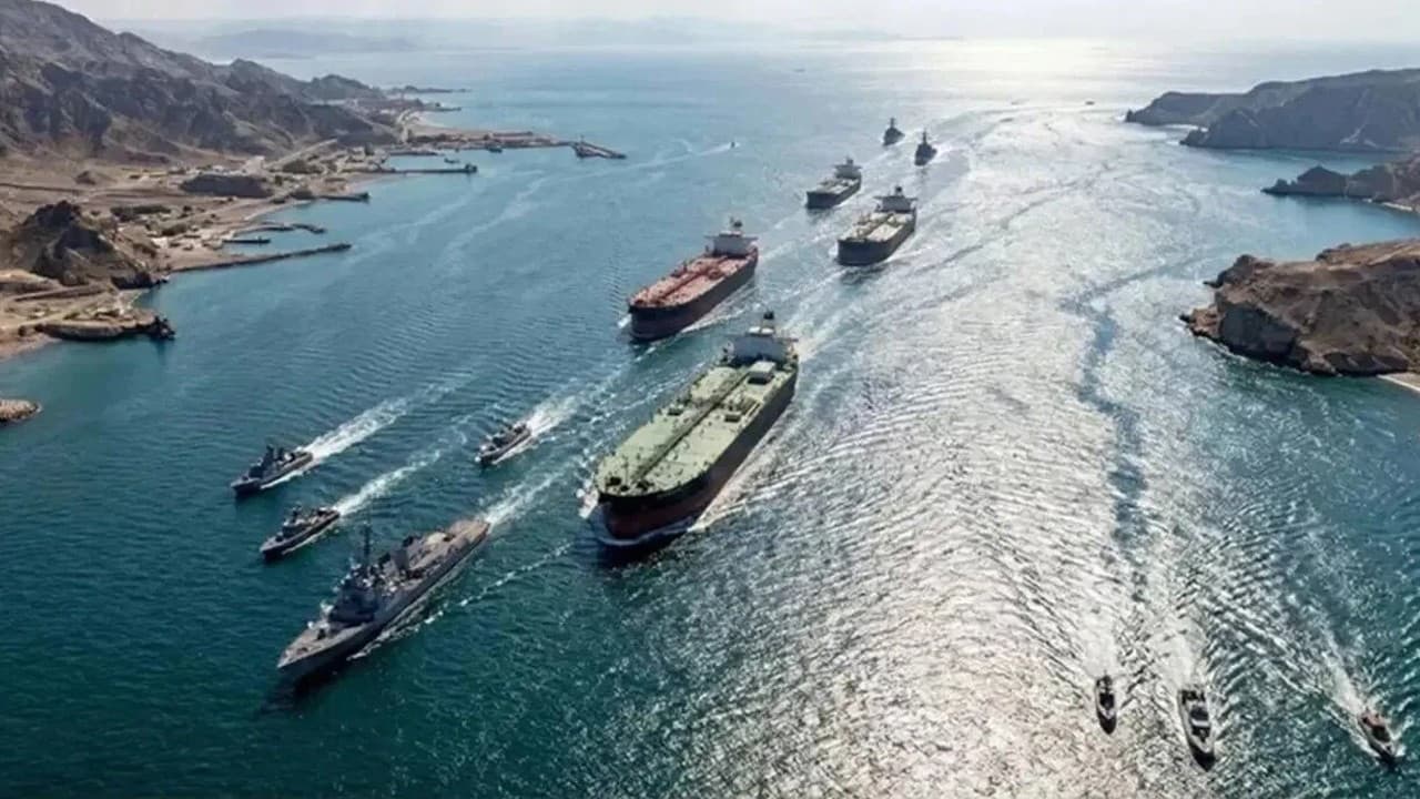 ABD Enerji Bakanı: Hürmüz Boğazı'ndan 20 milyon varil petrol geçti