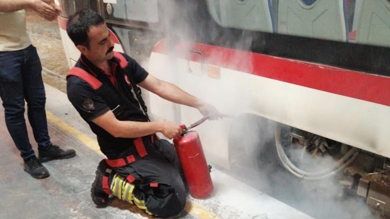 Samsun'da tramvayda yangın paniği yaşandı