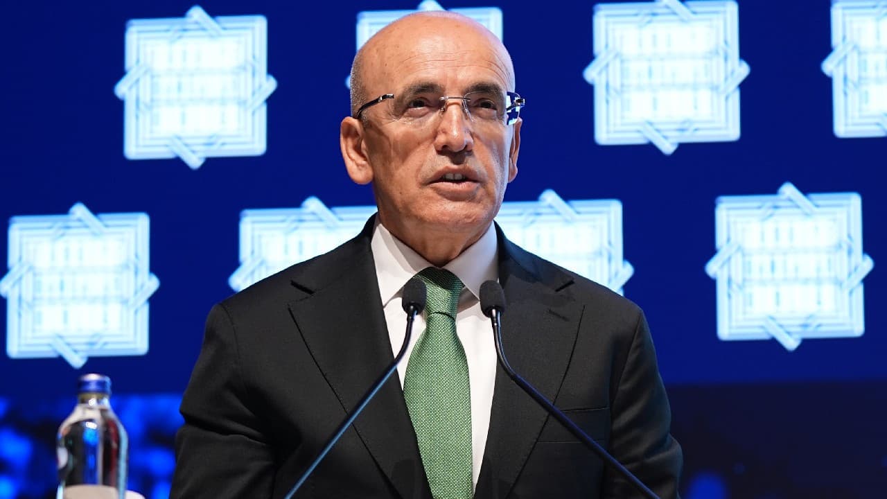 Bakan Şimşek: Erken seçim olasılığı düşük, enflasyon düşmeye devam edecek