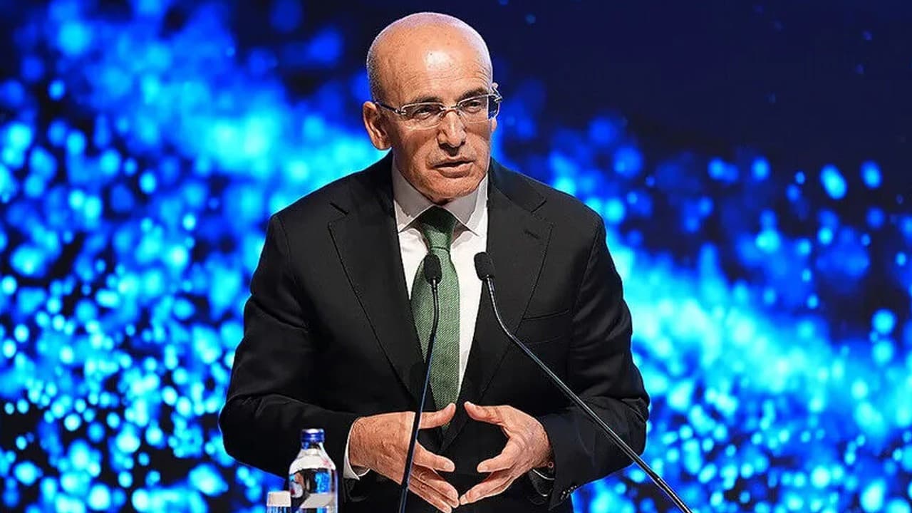 Bakan Şimşek: Yüksek teknoloji üretimi artmaya devam ediyor