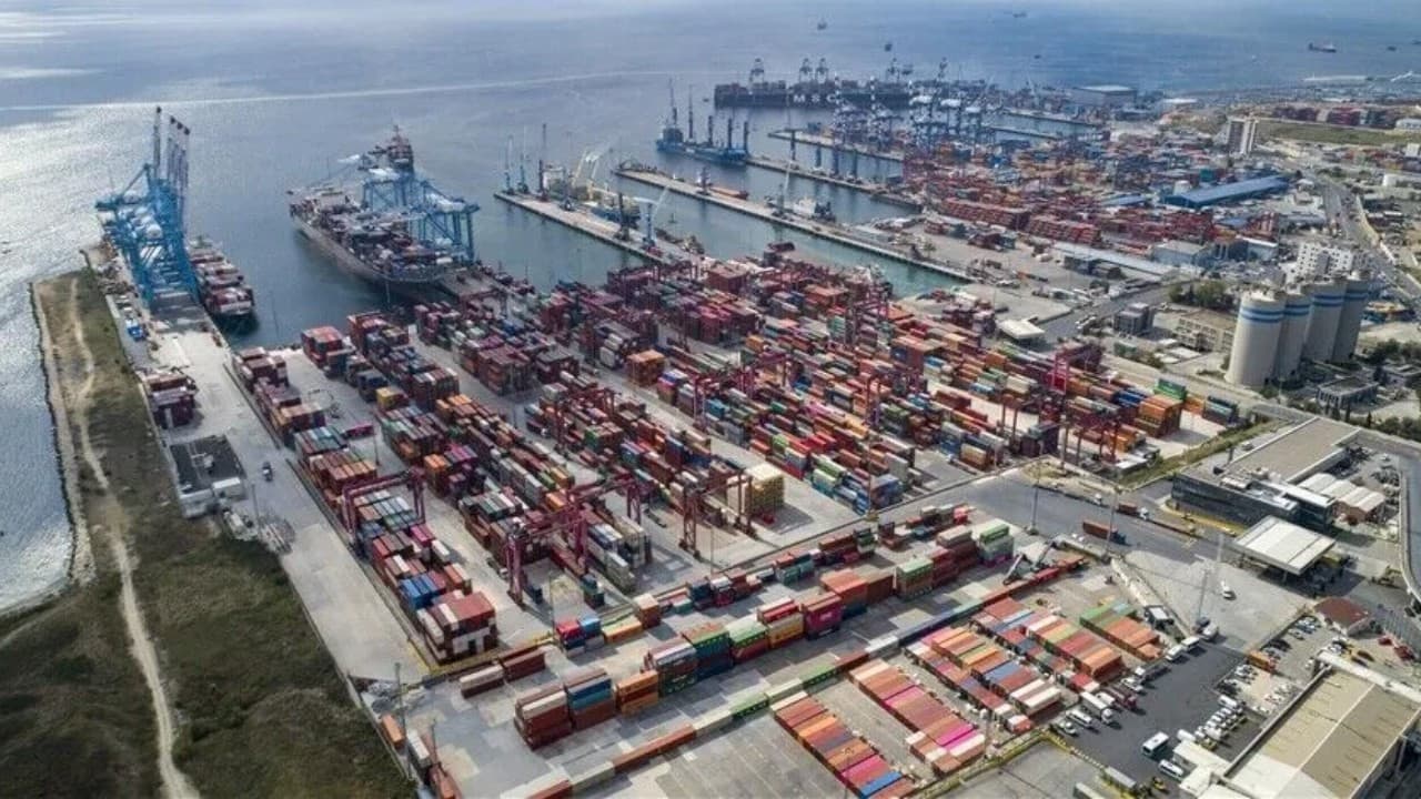 Yılın ilk yarısında TL ile dış ticaret hacmi yüzde 10,7 arttı
