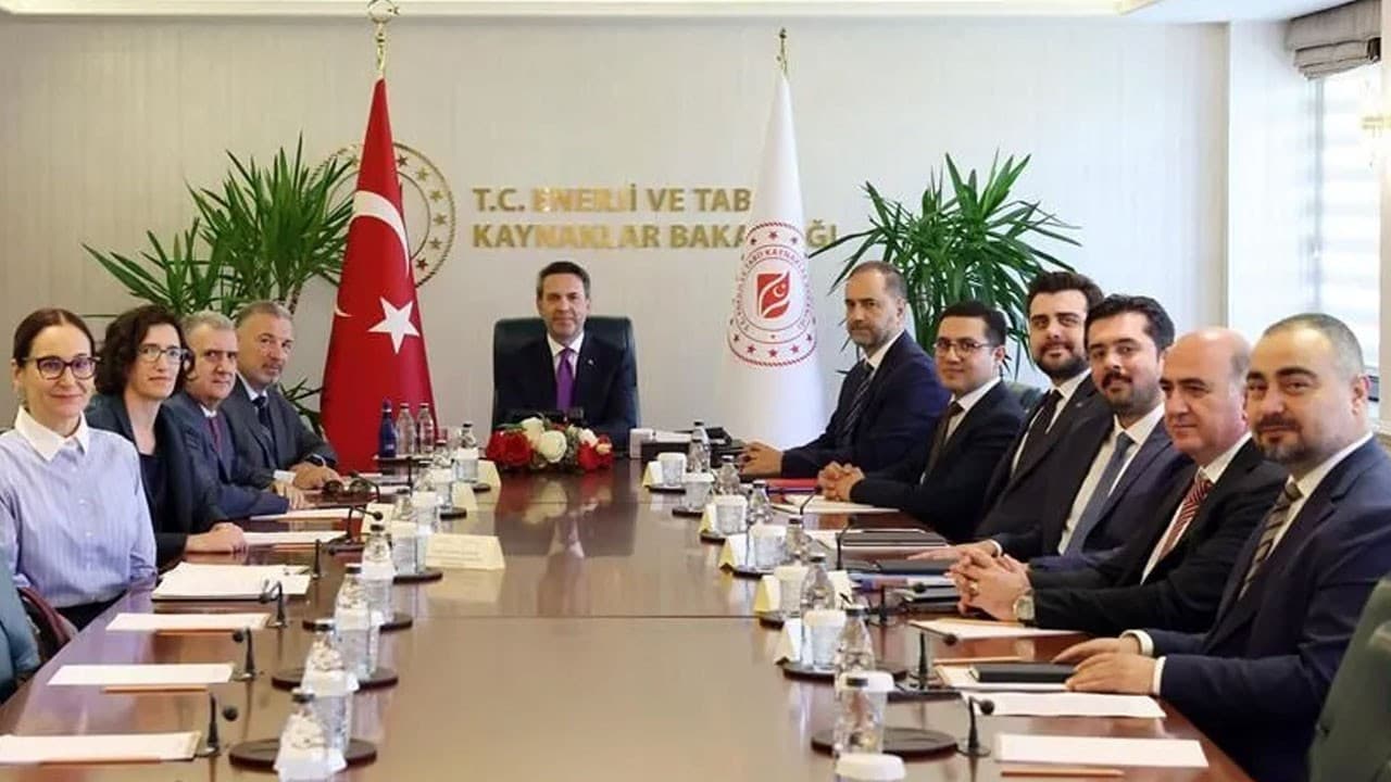Bayraktar ve Dünya Bankası enerji konularını görüştü