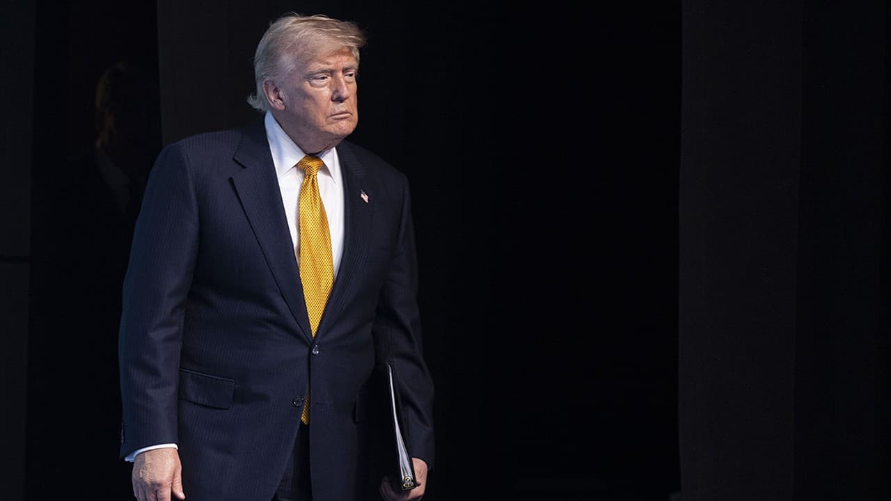 Trump: İran'a deniz ablukası Hürmüz Boğazı'nda yeniden başladı
