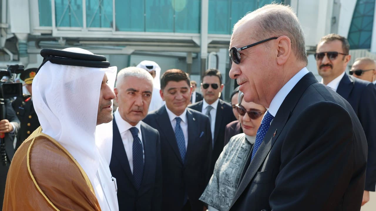 Cumhurbaşkanı Erdoğan, Katar Emiri Temim'e taziye iletti
