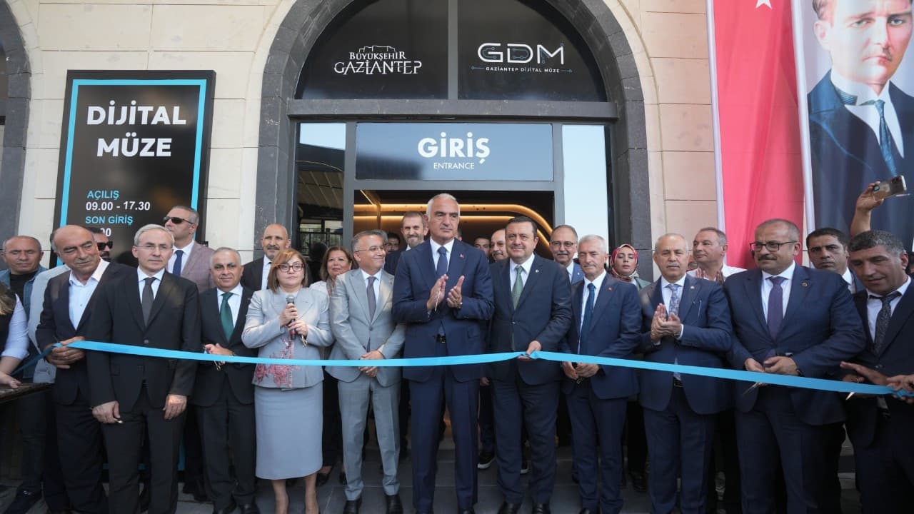 Gaziantep'te Yeni Kültür ve Fuar Merkezi İçin Temel Atıldı