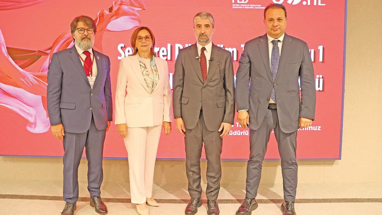 TÜSİAD Başkanı Diren: Sanayi politikaları sektörleri yalnız bırakmamalı
