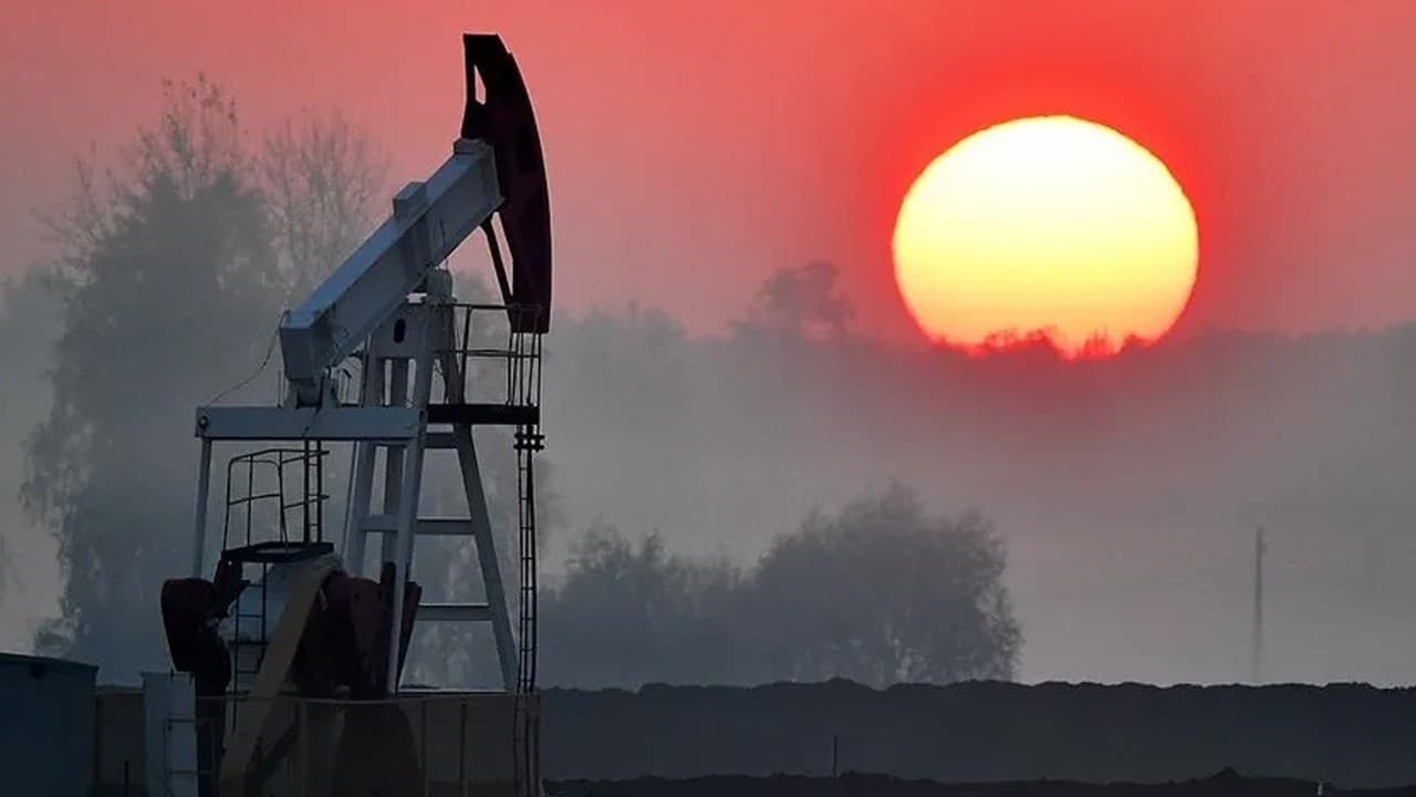 IMF: Petrol tamponları büyük ölçüde tükendi