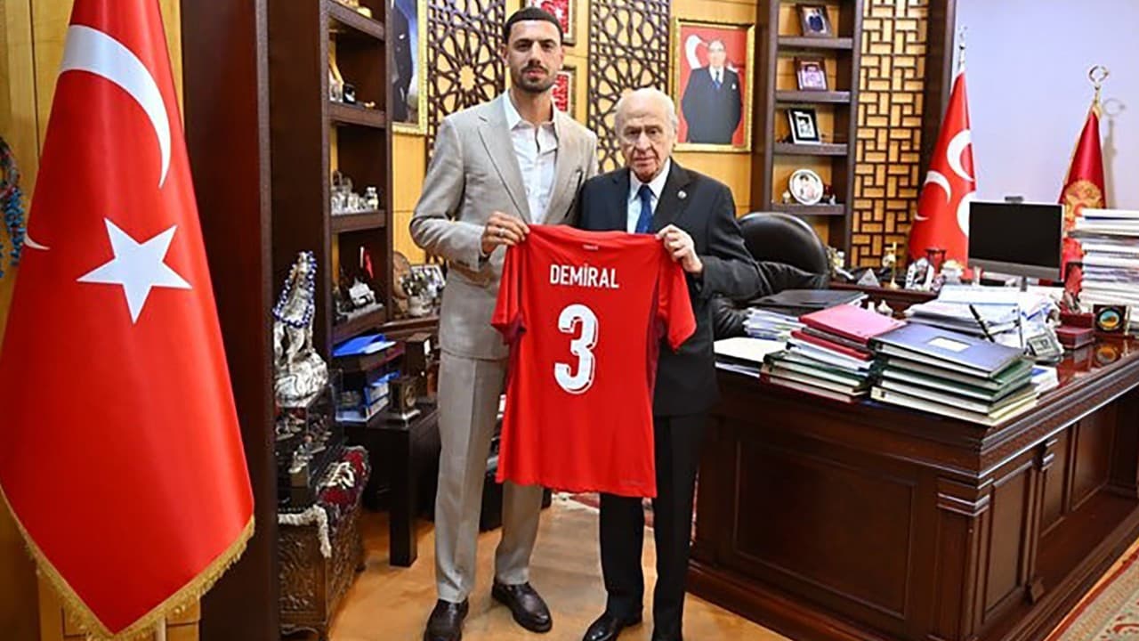 MHP Lideri Bahçeli, Merih Demiral ile bir araya geldi
