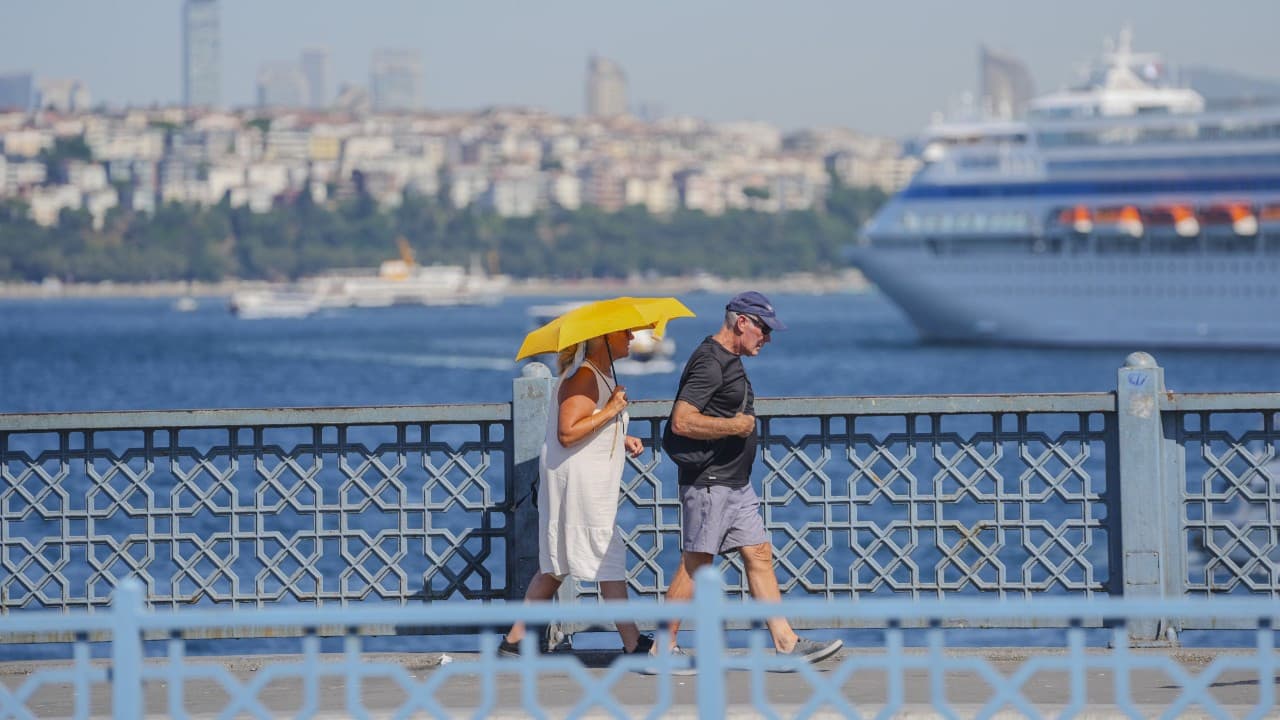 Hafta sonu sıcaklıklar artacak, bazı bölgelerde yağış bekleniyor