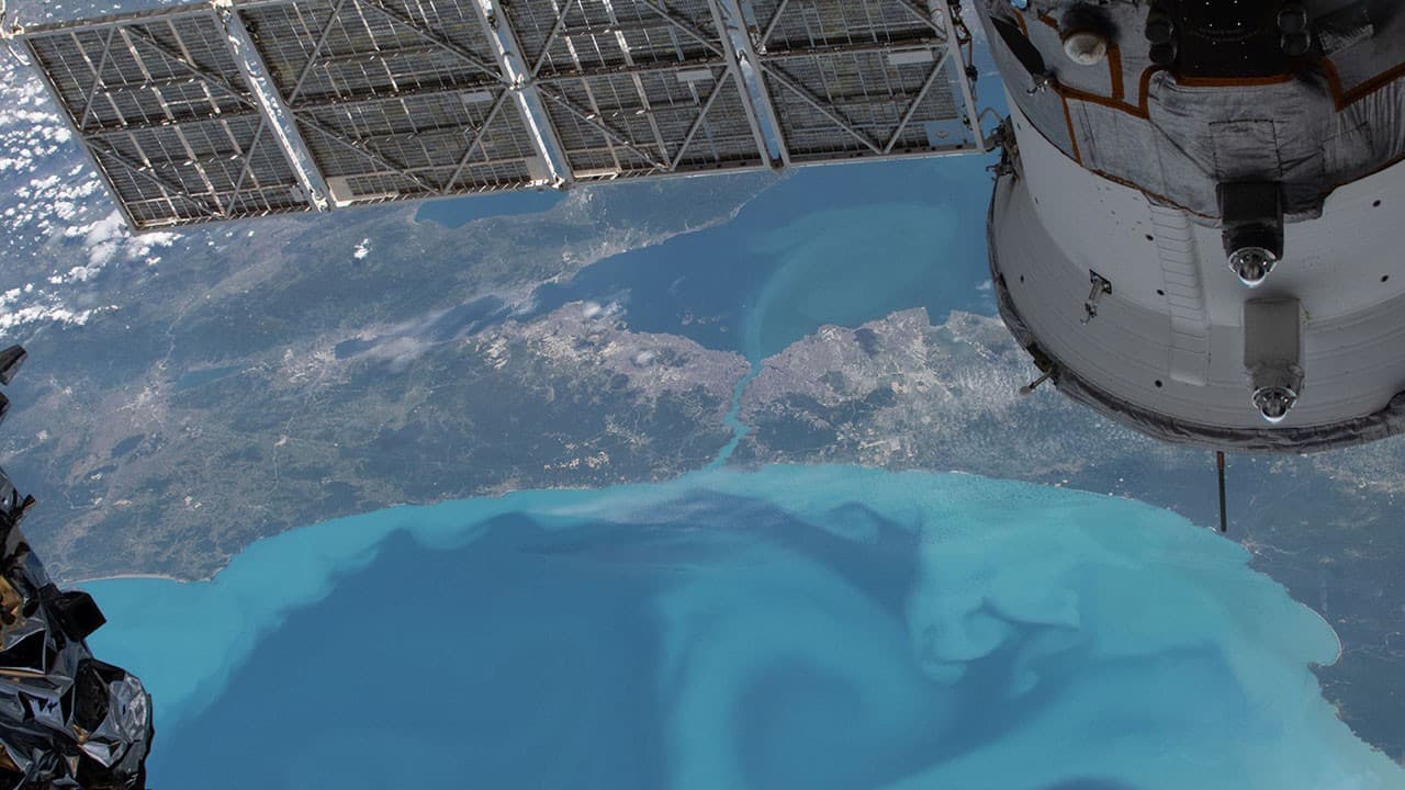 NASA, İstanbul'un uzaydan görüntülerini paylaştı
