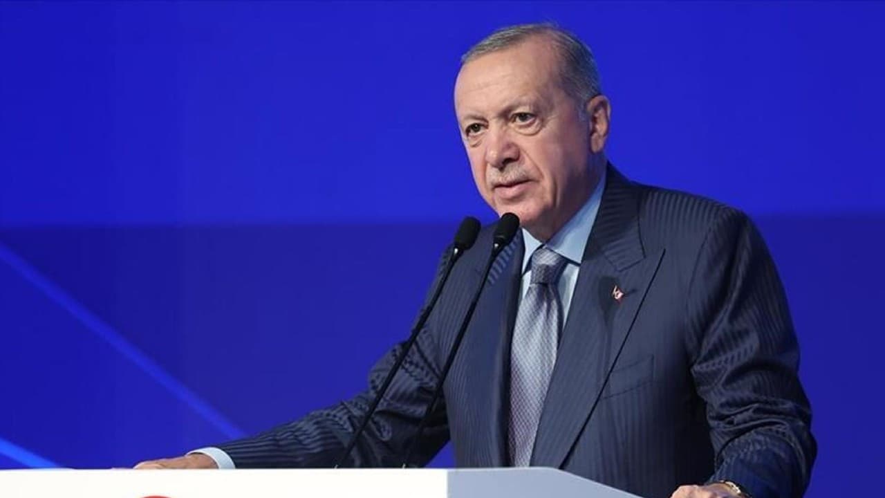 Cumhurbaşkanı Erdoğan, Kıbrıs Türk halkına destek vereceğiz
