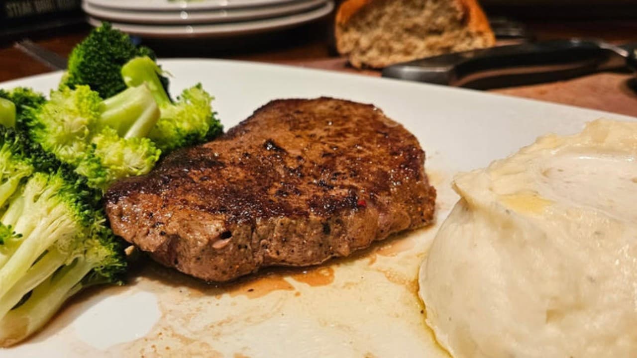 Ünlü restoran zinciri porsiyonlarını küçülttü iddiaları gündemde