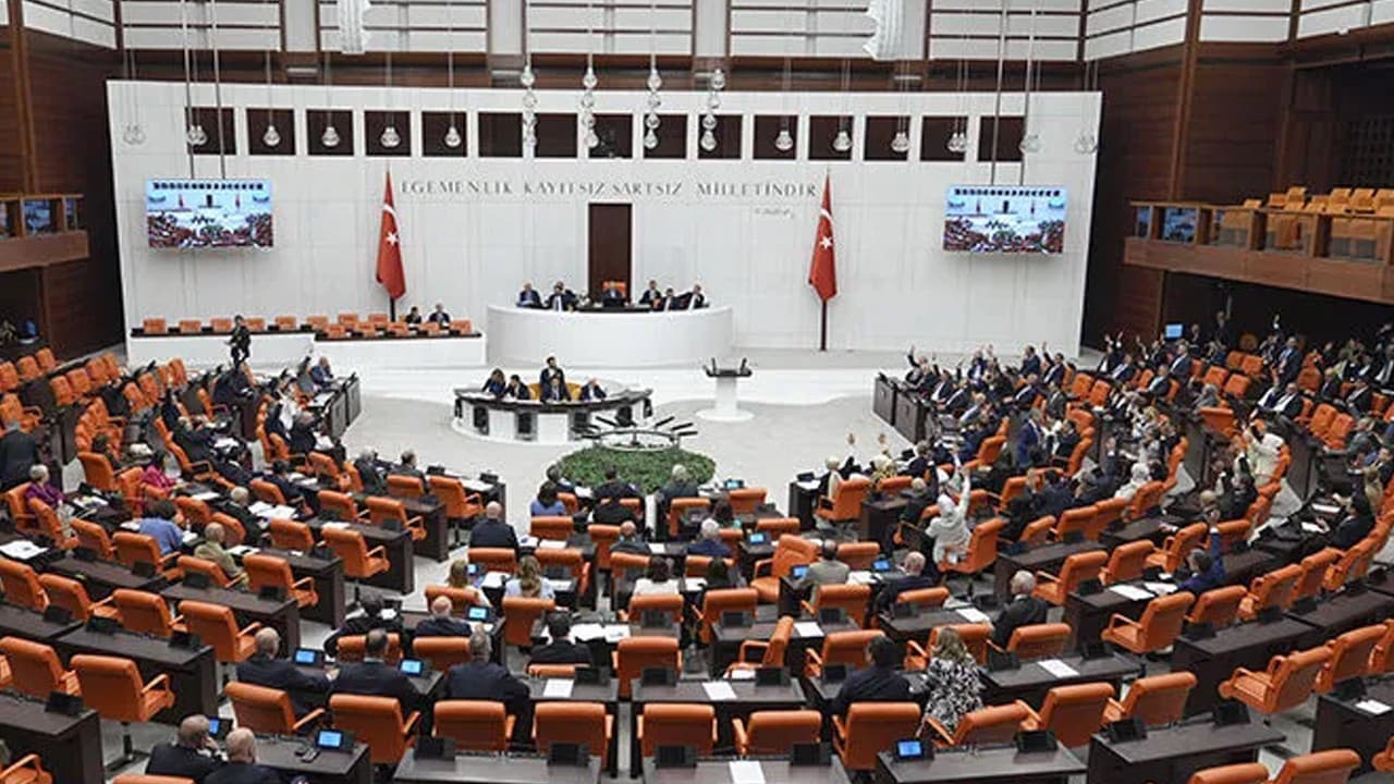 Somali için TSK'nın görev süresi TBMM'de onaylandı
