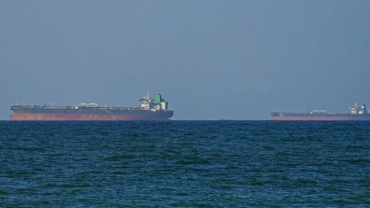 Husiler, deniz ablukası kapsamında 6 gemiyi durdurdu