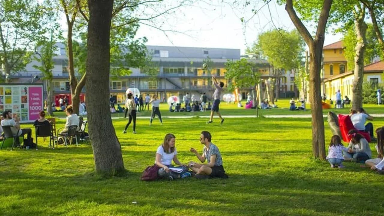 YÖK, vakıf üniversitelerinde öğrenim ücreti artışını yüzde 25 ile sınırladı