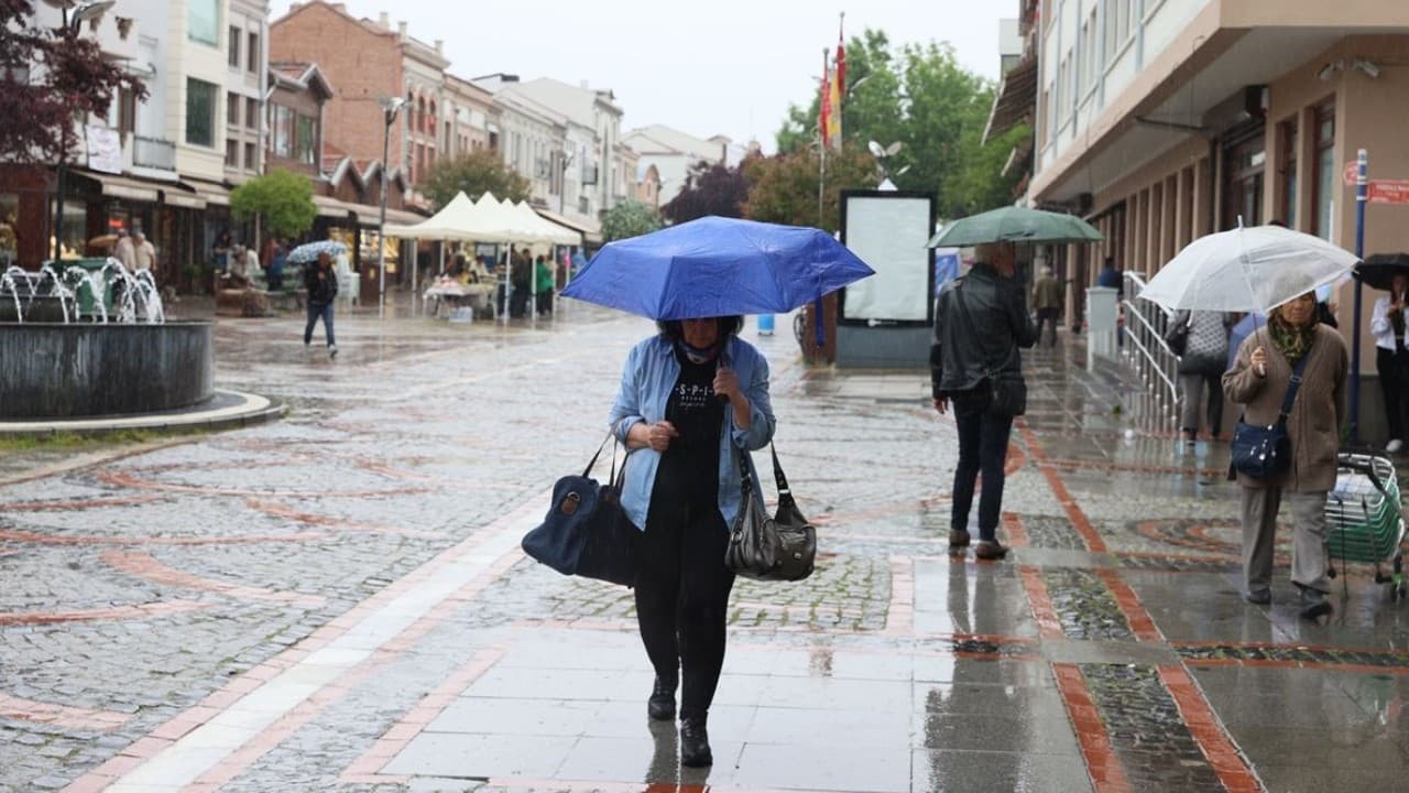 Meteoroloji'den hava durumu uyarısı: Bazı iller için sağanak yağış bekleniyor