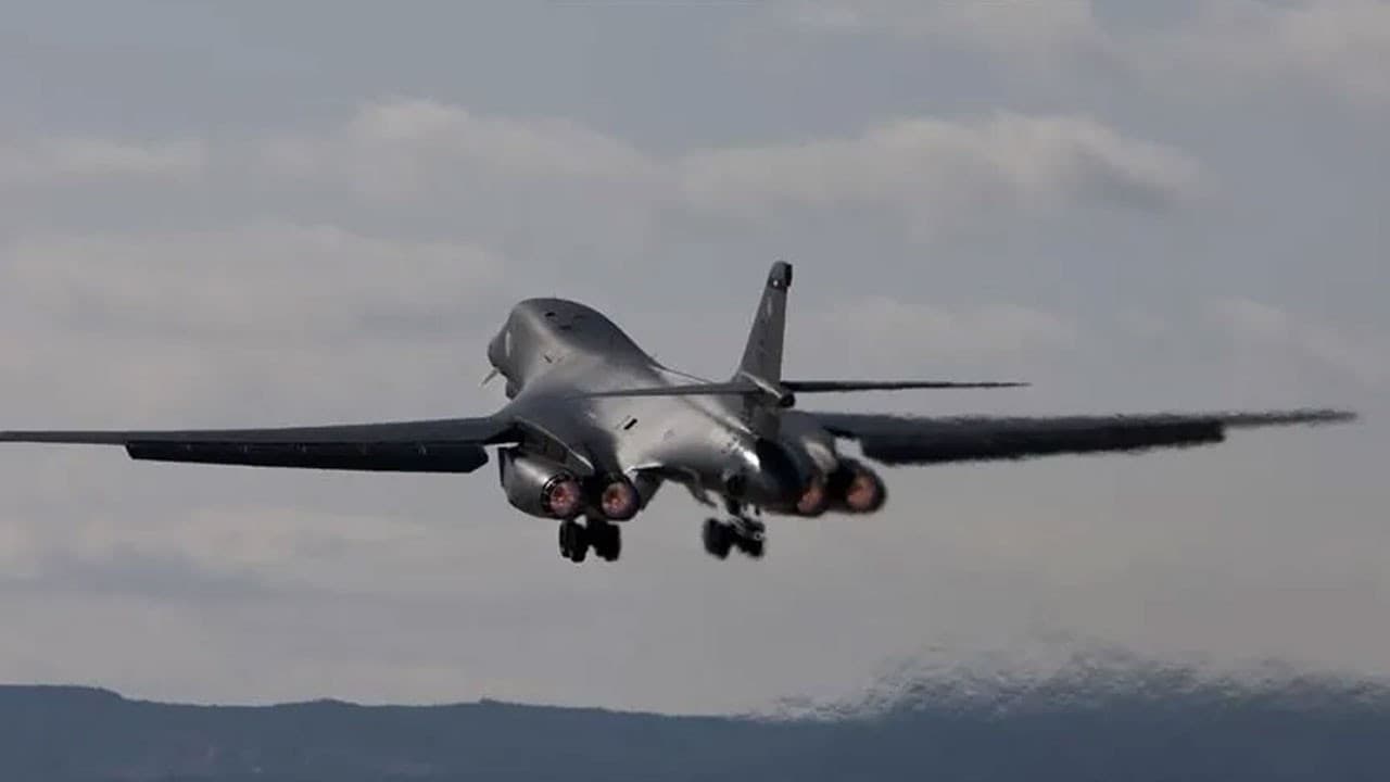 ABD, İran'da B-1 bombardıman uçaklarıyla saldırılara başladı