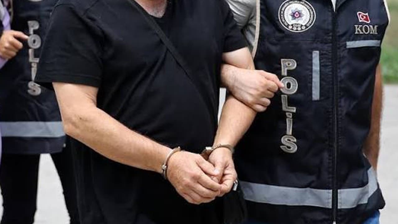 Dünya Kupası finali için yasa dışı bahis operasyonunda 12 kişi tutuklandı